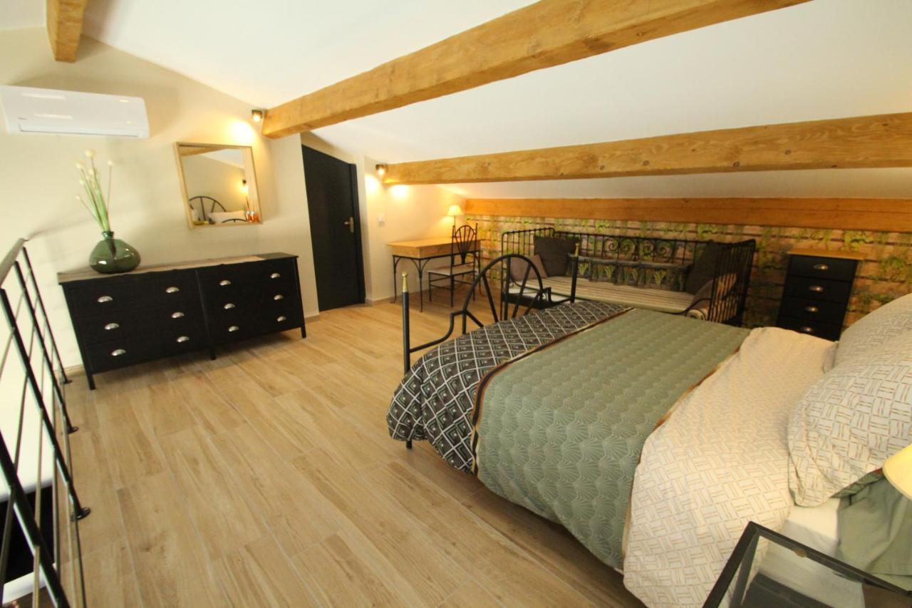 Вилла Loft Lou Pitchoun Сент-Этьен-дю-Грес Экстерьер фото