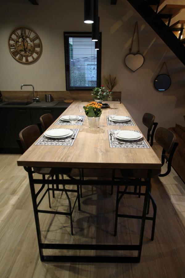 Вилла Loft Lou Pitchoun Сент-Этьен-дю-Грес Экстерьер фото