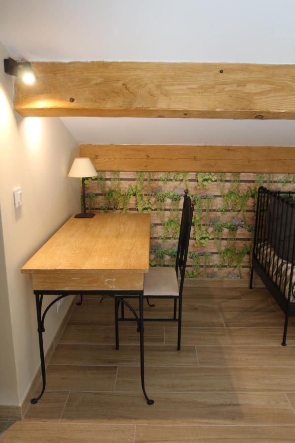 Вилла Loft Lou Pitchoun Сент-Этьен-дю-Грес Экстерьер фото